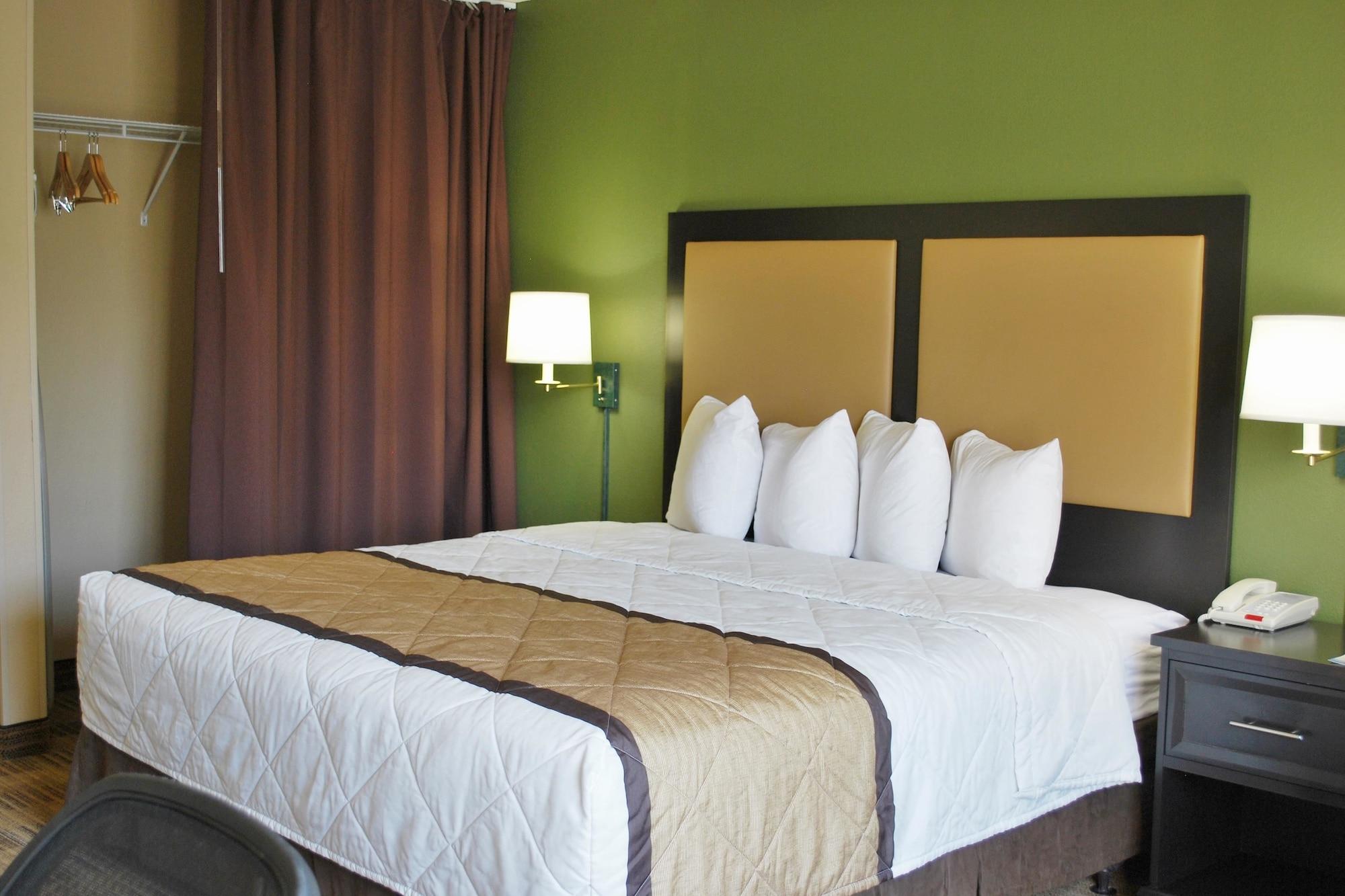 Extended Stay America Select Suites - St Louis - Airport - Central Bridgeton Eksteriør billede