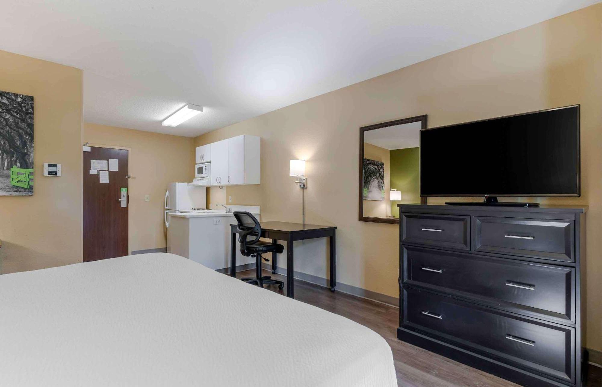 Extended Stay America Select Suites - St Louis - Airport - Central Bridgeton Eksteriør billede