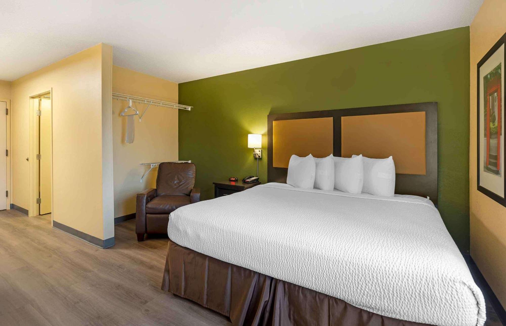 Extended Stay America Select Suites - St Louis - Airport - Central Bridgeton Eksteriør billede